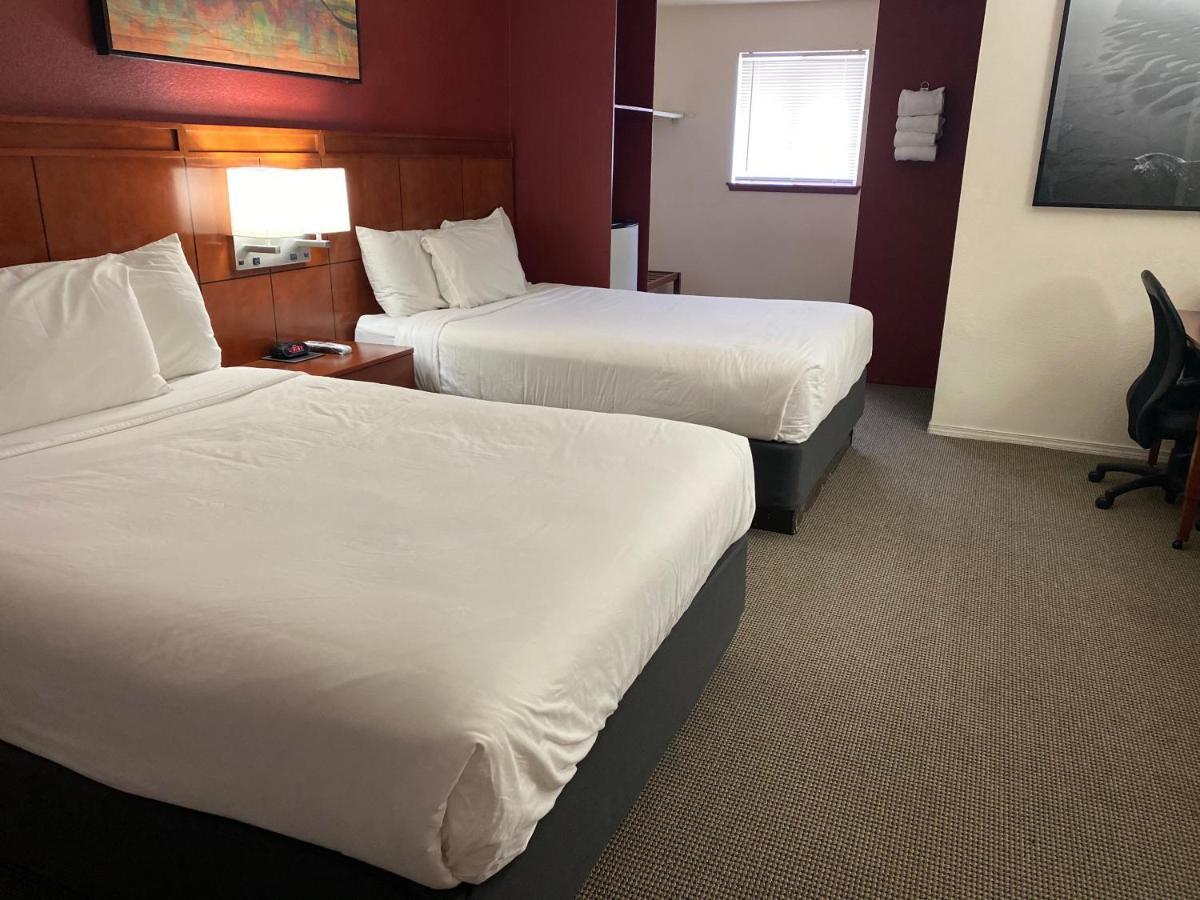 Lakeshore Inn Water Front モーゼスレイク エクステリア 写真