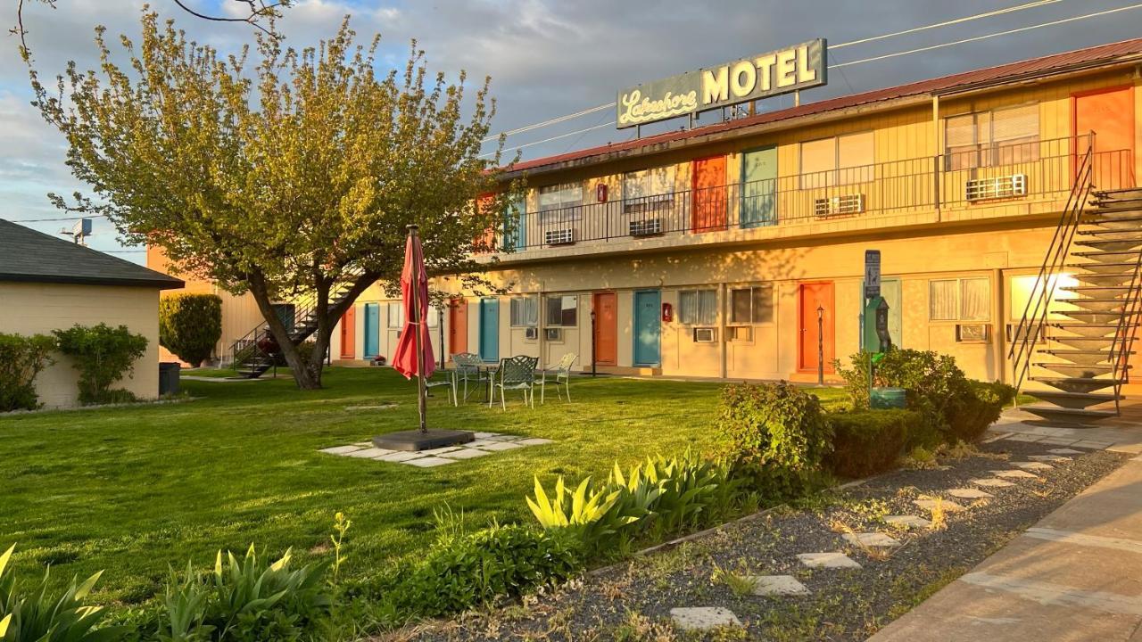 Lakeshore Inn Water Front モーゼスレイク エクステリア 写真