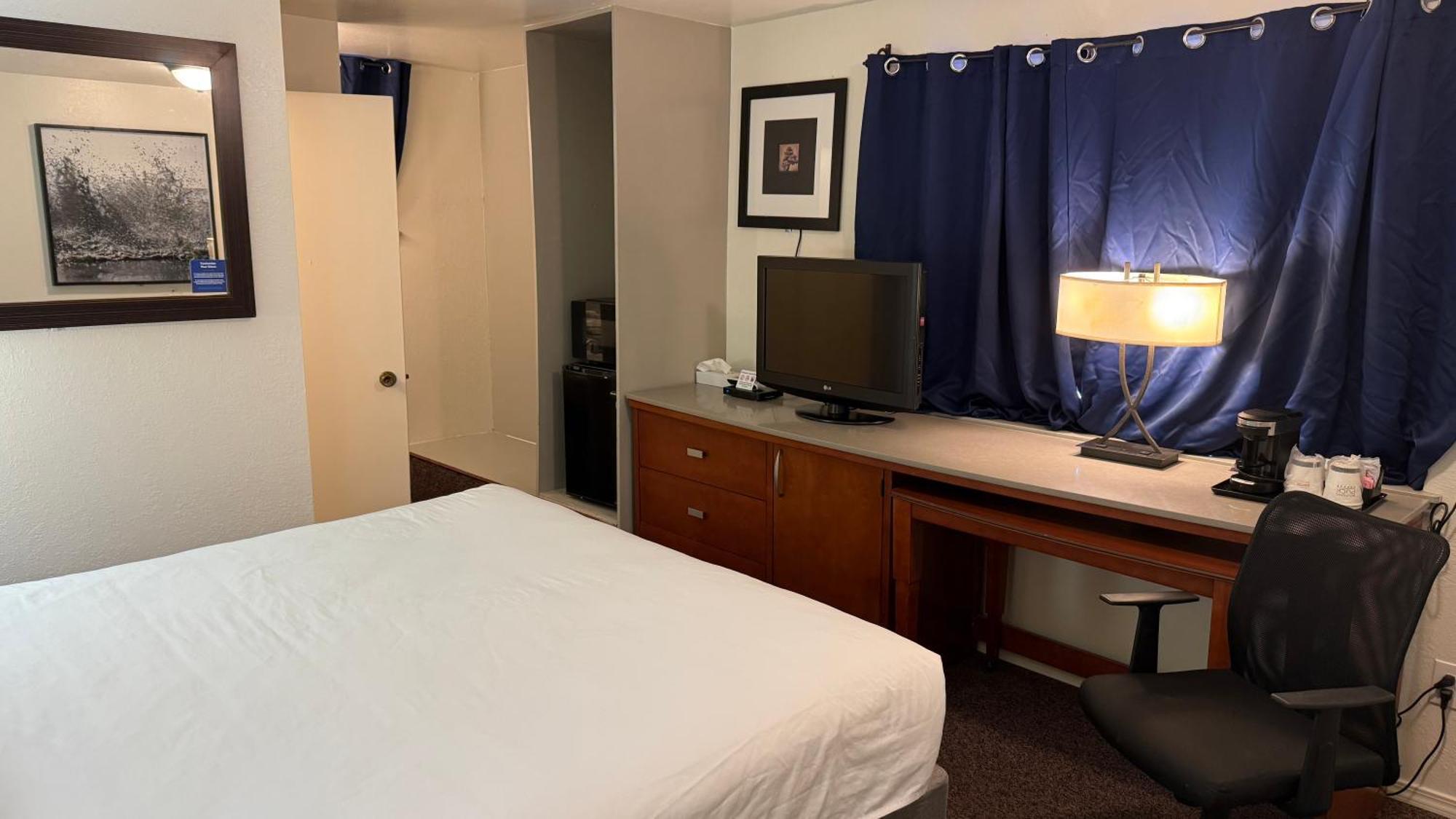 Lakeshore Inn Water Front モーゼスレイク エクステリア 写真