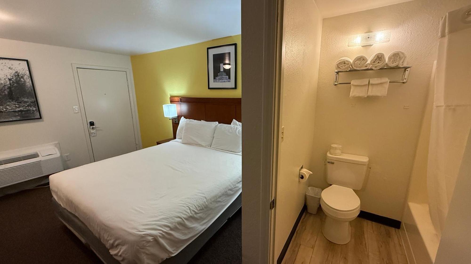 Lakeshore Inn Water Front モーゼスレイク エクステリア 写真