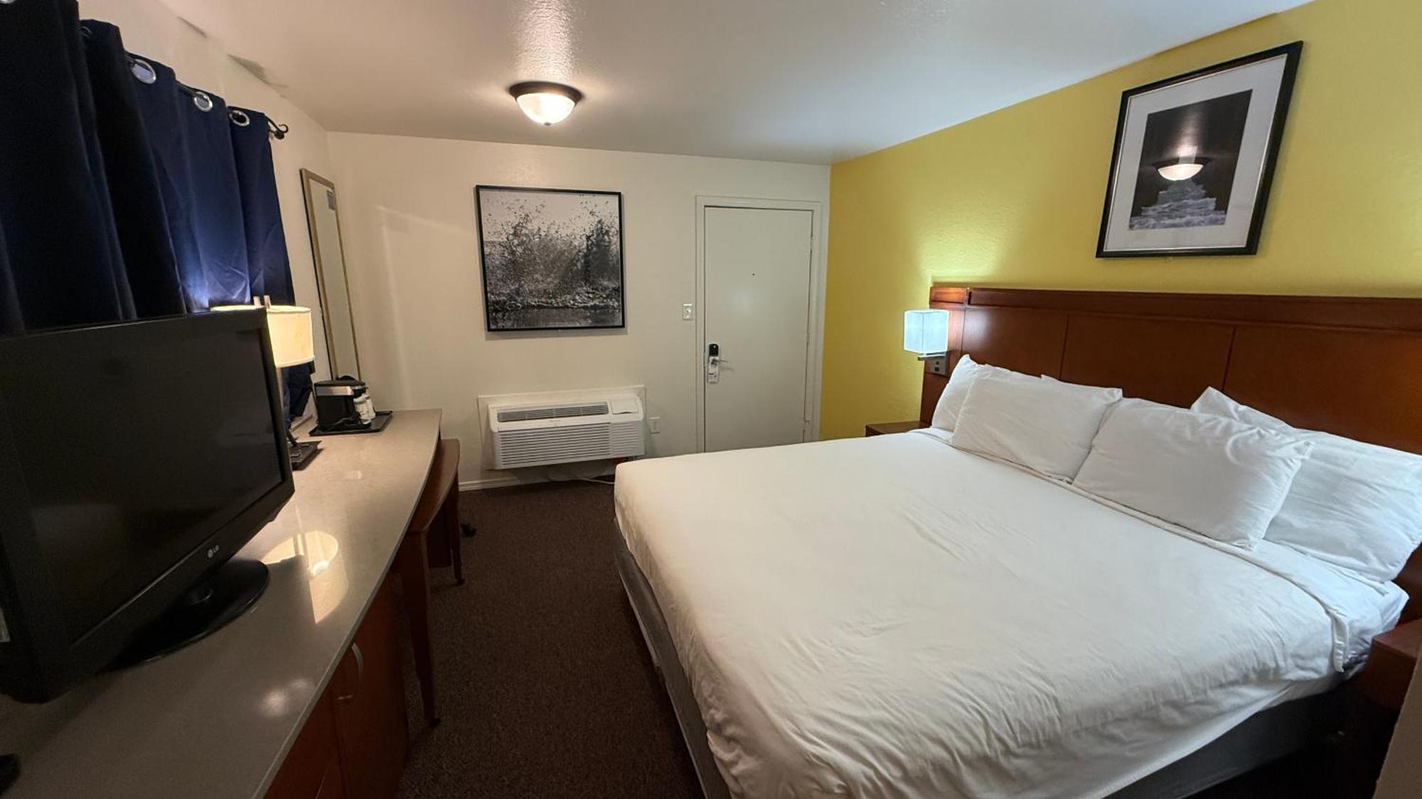 Lakeshore Inn Water Front モーゼスレイク エクステリア 写真