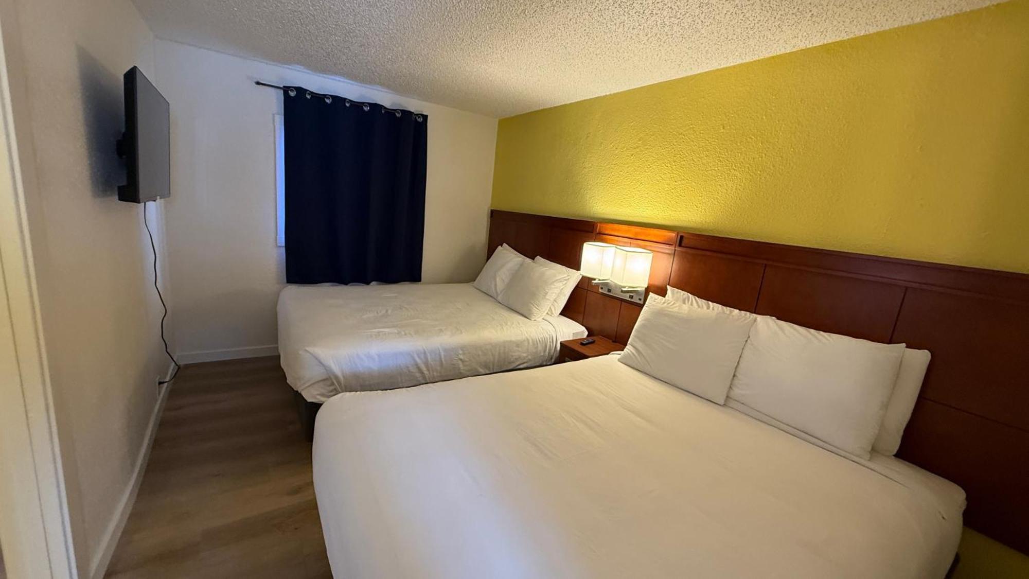Lakeshore Inn Water Front モーゼスレイク エクステリア 写真